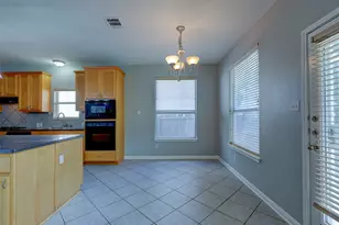 1554 Homewood Cir, Round Rock, TX 78665 - Photo 14