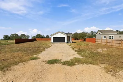 133 Esperanza Drive, Bastrop, TX 78602 - Photo 14