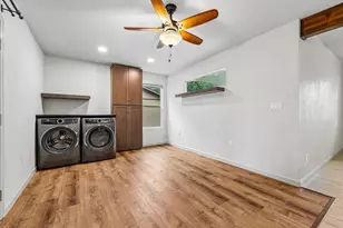 410 Magnolia St, Bastrop, TX 78602 - Photo 12