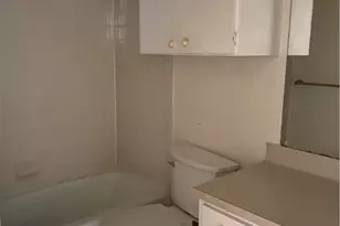 612 Park Pl, Austin, TX 78705 - Photo 10