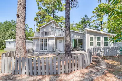 372 Plum Street, Bastrop, TX 78602 - Photo 1
