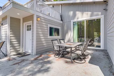 372 Plum Street, Bastrop, TX 78602 - Photo 4