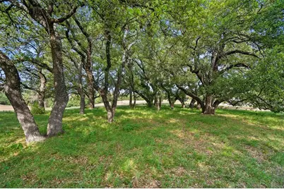 27132 Founders Place, Spicewood, TX 78669 - Photo 14