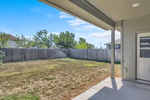 1533 Settlers Glen Dr, Round Rock, TX 78665 - Photo 16