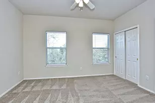 917 E 3rd St, Georgetown, TX 78626 - Photo 14