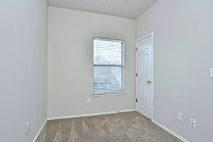917 E 3rd St, Georgetown, TX 78626 - Photo 16