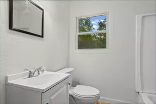 2206 Rountree Dr, Austin, TX 78722 - Photo 12