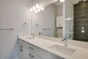 1131 Mason Ave, Austin, TX 78721 - Photo 12
