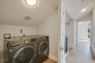 1131 Mason Ave, Austin, TX 78721 - Photo 8