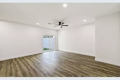 804 Hi Circle W #A, Horseshoe Bay, TX 78657 - Photo 4