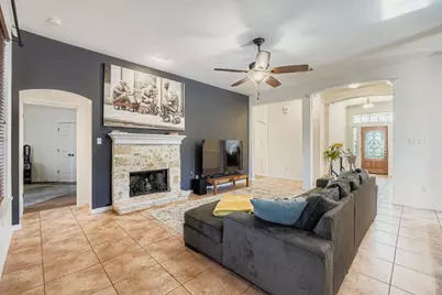 142 Carriage Court, Bastrop, TX 78602 - Photo 6