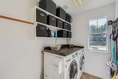 142 Carriage Court, Bastrop, TX 78602 - Photo 22