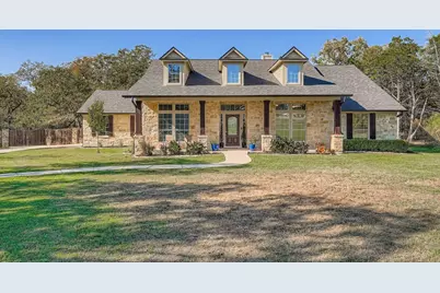 142 Carriage Court, Bastrop, TX 78602 - Photo 2