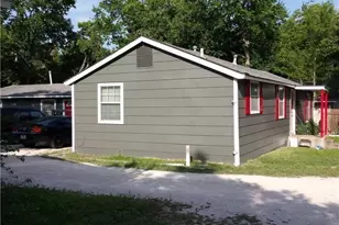 608 1/2 Genard St, Austin, TX 78751 - Photo 16