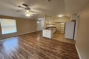 608 1/2 Genard St, Austin, TX 78751 - Photo 4