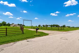 1606 Co Rd 216, Giddings, TX 78942 - Photo 4