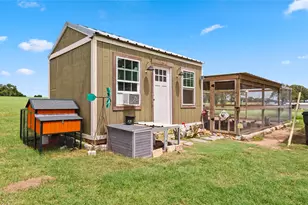 1606 Co Rd 216, Giddings, TX 78942 - Photo 24