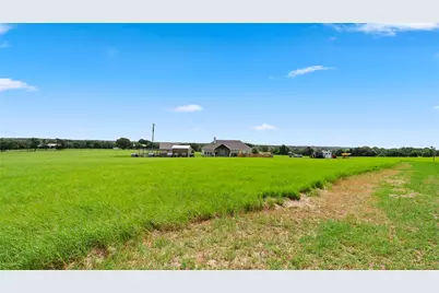 1606 County Road 216, Giddings, TX 78942 - Photo 34
