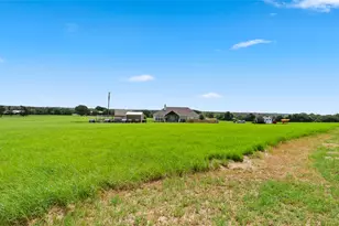 1606 Co Rd 216, Giddings, TX 78942 - Photo 34