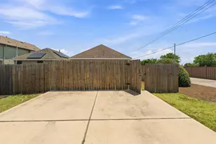 4500 Senda Ln, Austin, TX 78725 - Photo 28