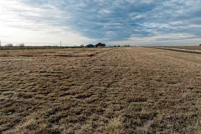 18701 Carlson Road, Elgin, TX 78621 - Photo 2