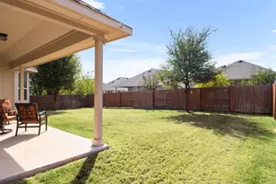 109 Buffalo View Ln, Georgetown, TX 78628 - Photo 38