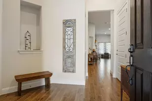109 Buffalo View Ln, Georgetown, TX 78628 - Photo 6