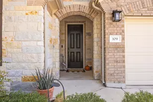 109 Buffalo View Ln, Georgetown, TX 78628 - Photo 4