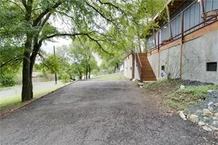 5404 Ledesma Rd, Austin, TX 78721 - Photo 24