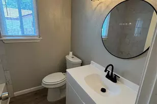 2325 Rockridge Dr, Austin, TX 78744 - Photo 8