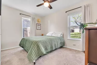 8800 Redfield Lane, Austin, TX 78758 - Photo 16