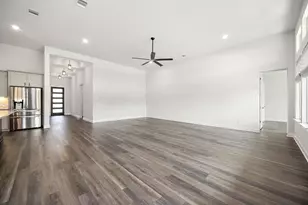 602 Pulitzer Dr, Hutto, TX 78634 - Photo 6