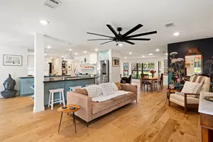10721 Fountainbleu Cir, Austin, TX 78750 - Photo 6