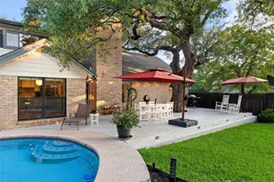 10721 Fountainbleu Cir, Austin, TX 78750 - Photo 2