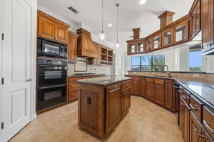 1719 Resaca Blvd, Austin, TX 78738 - Photo 14