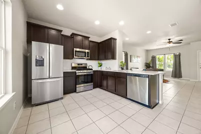 1220 Esplanade Parkway, San Marcos, TX 78666 - Photo 8