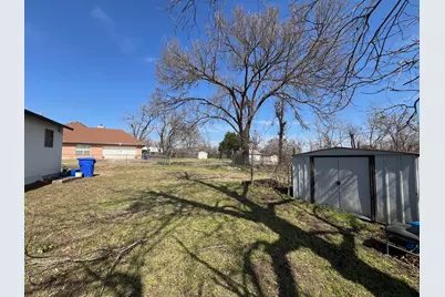 519 S Martin Luther King Jr Boulevard, Elgin, TX 78621 - Photo 22