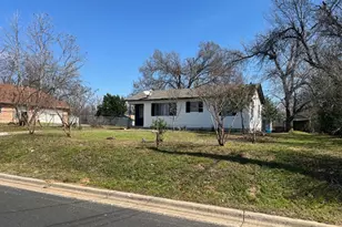 519 S Martin Luther King Jr Blvd, Elgin, TX 78621 - Photo 20