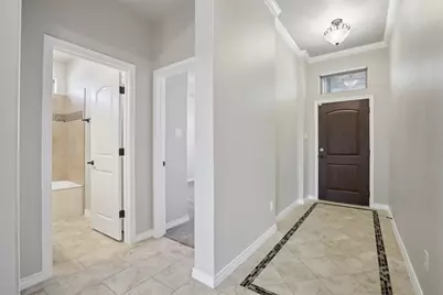 500 Seabiscuit Drive, Jarrell, TX 76537 - Photo 4