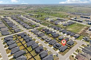 500 Seabiscuit Dr, Jarrell, TX 76537 - Photo 32