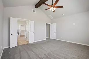 500 Seabiscuit Dr, Jarrell, TX 76537 - Photo 16