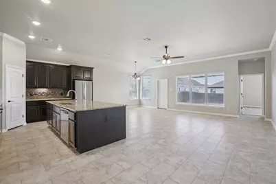 500 Seabiscuit Drive, Jarrell, TX 76537 - Photo 8