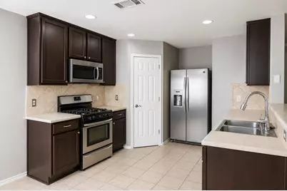 3931 Bonnie Lane, Round Rock, TX 78665 - Photo 4