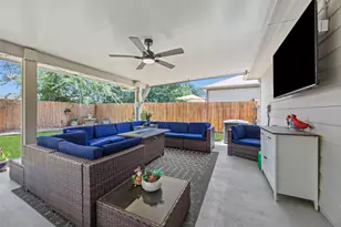 316 Cassandra Dr, Hutto, TX 78634 - Photo 2