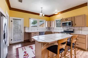 520 S Pecan Ave, Luling, TX 78648 - Photo 4