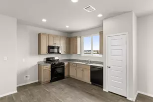 141 Summer Dr, Elgin, TX 78621 - Photo 18