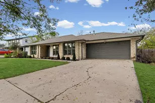 11004 Rustic Manor Ln, Austin, TX 78750 - Photo 2