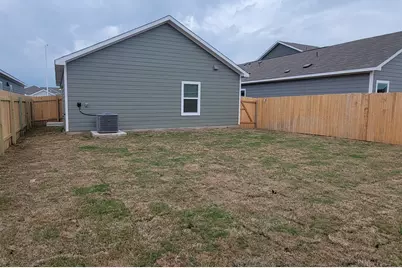 421 Bullhead Road, Bastrop, TX 78602 - Photo 22