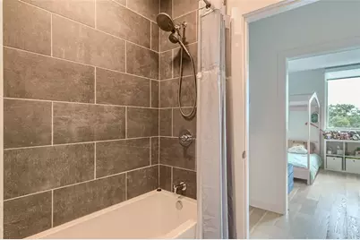 900 S 1st Street #421, Austin, TX 78704 - Photo 18