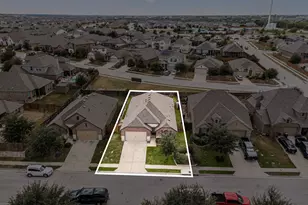 130 Starboard Ln, Kyle, TX 78640 - Photo 32